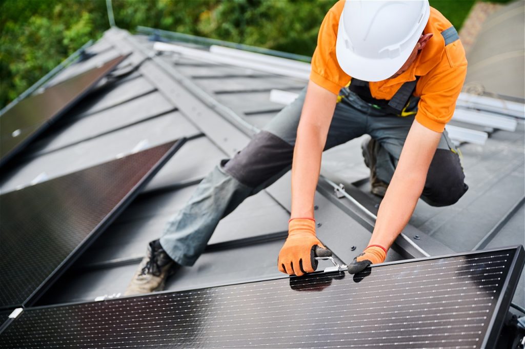Installation de panneaux solaires
